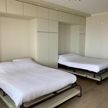 Very Spacious Family Apartment With Seaview T16 Oostende Exteriör bild