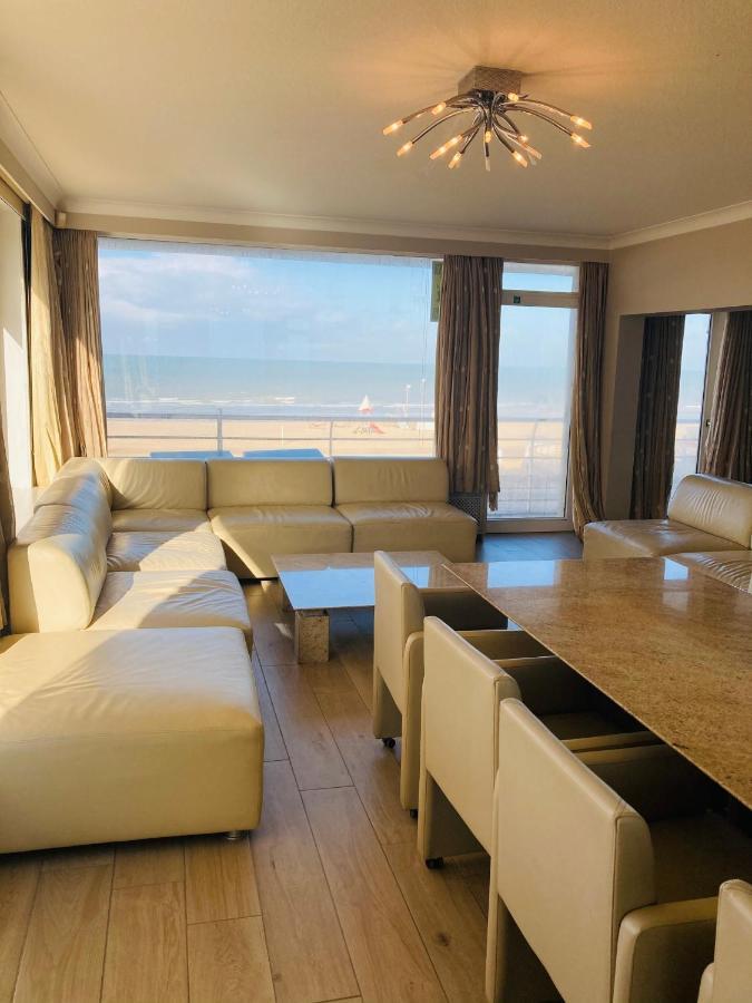 Very Spacious Family Apartment With Seaview T16 Oostende Exteriör bild